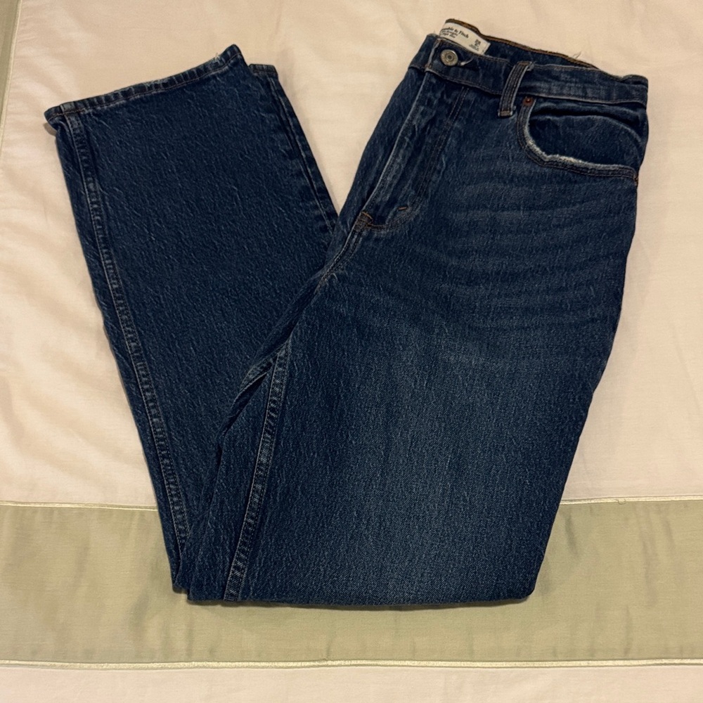 Abercrombie & Fitch Women's High Rise Dark Blue Jeans